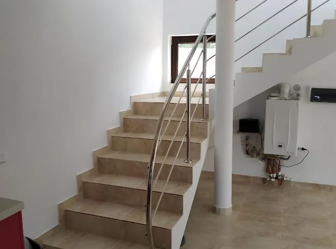 Villa Entire *